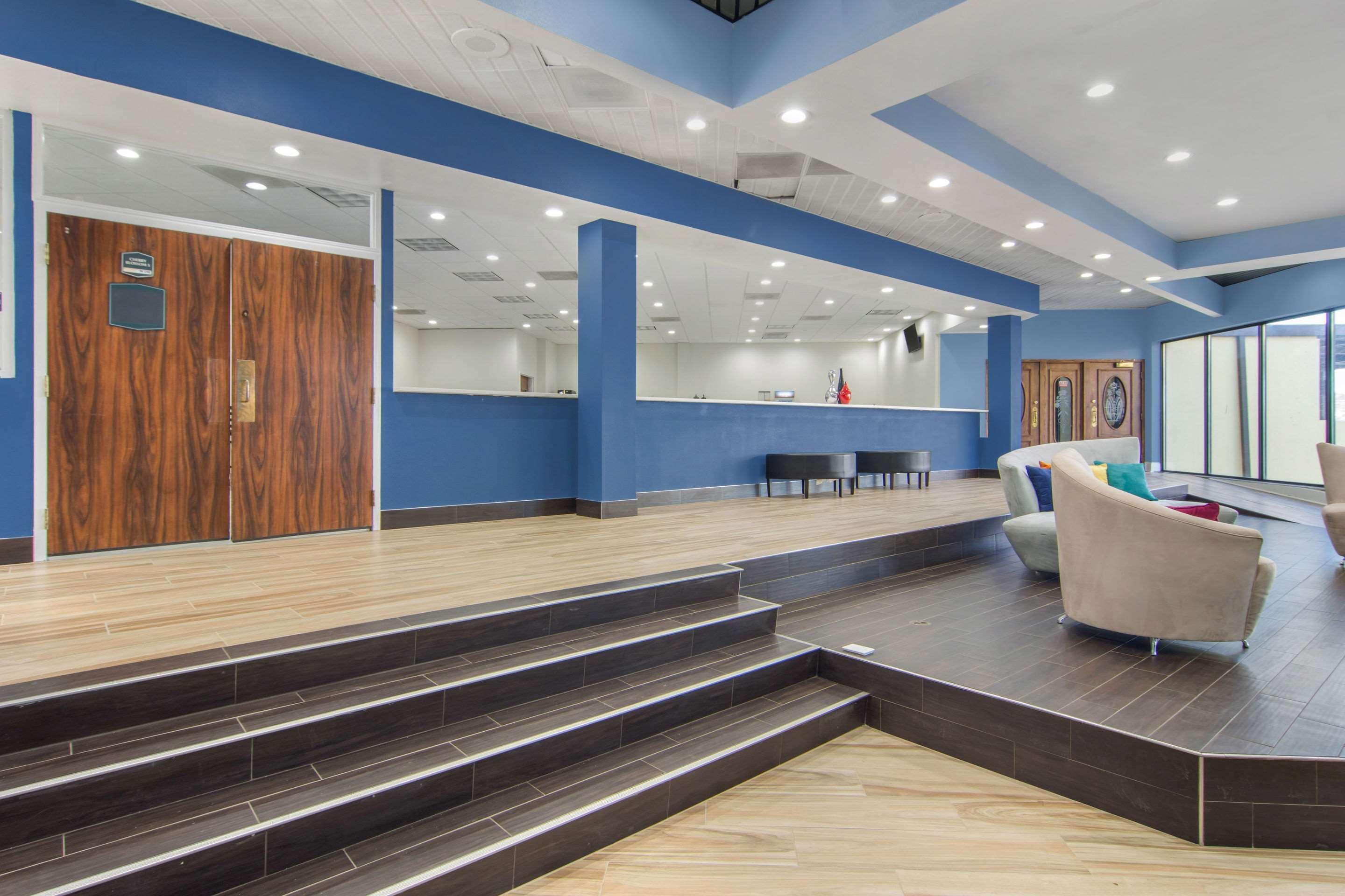 Suburban Studios Macon Luaran gambar
