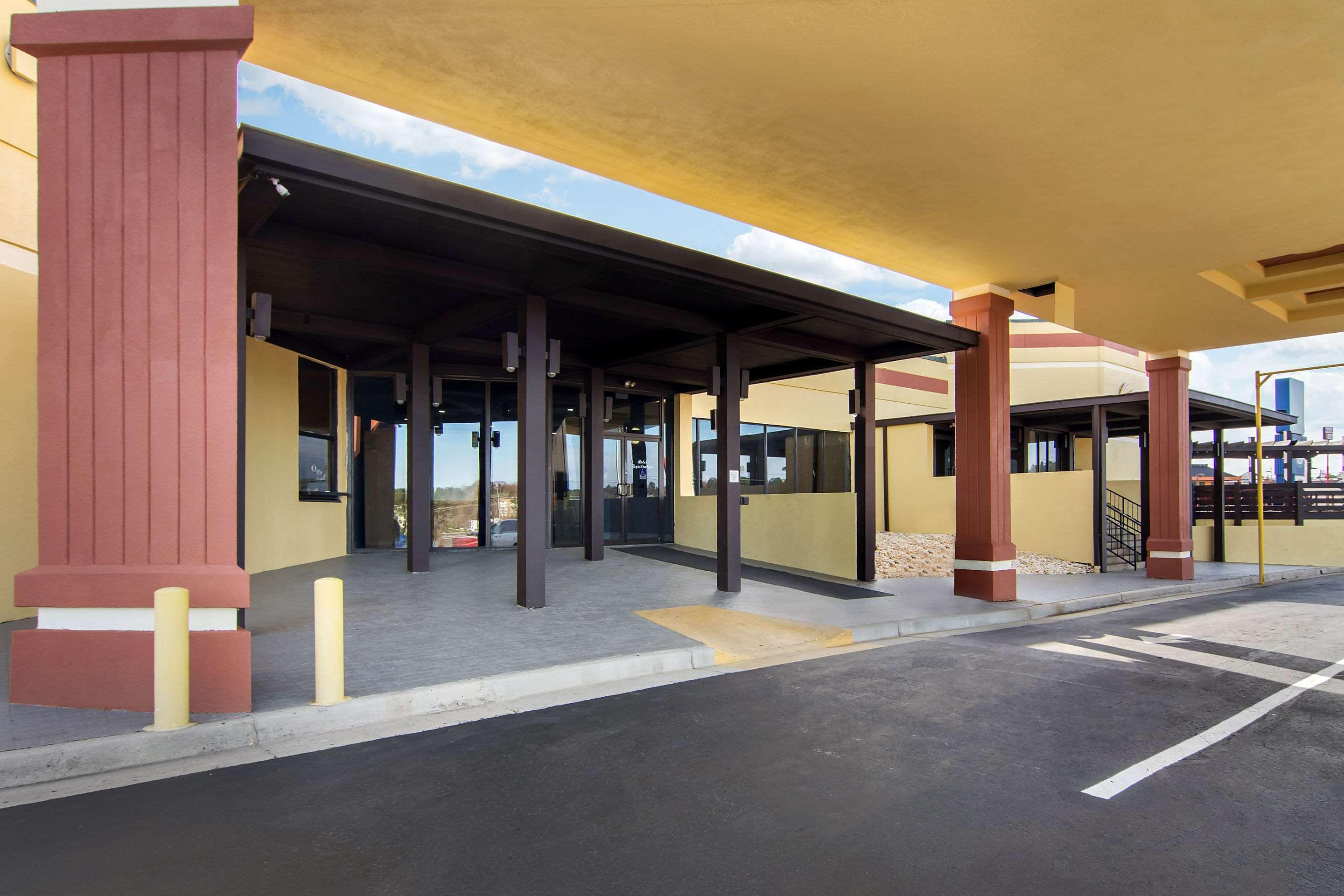 Suburban Studios Macon Luaran gambar