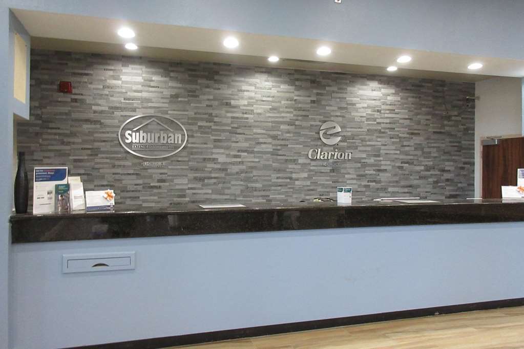 Suburban Studios Macon Dalaman gambar